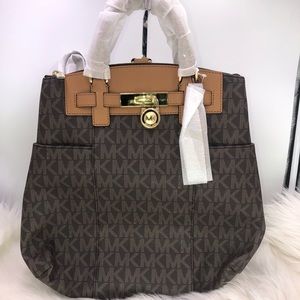 Michael Kors Hamilton Traveler LG Backpack ABrown